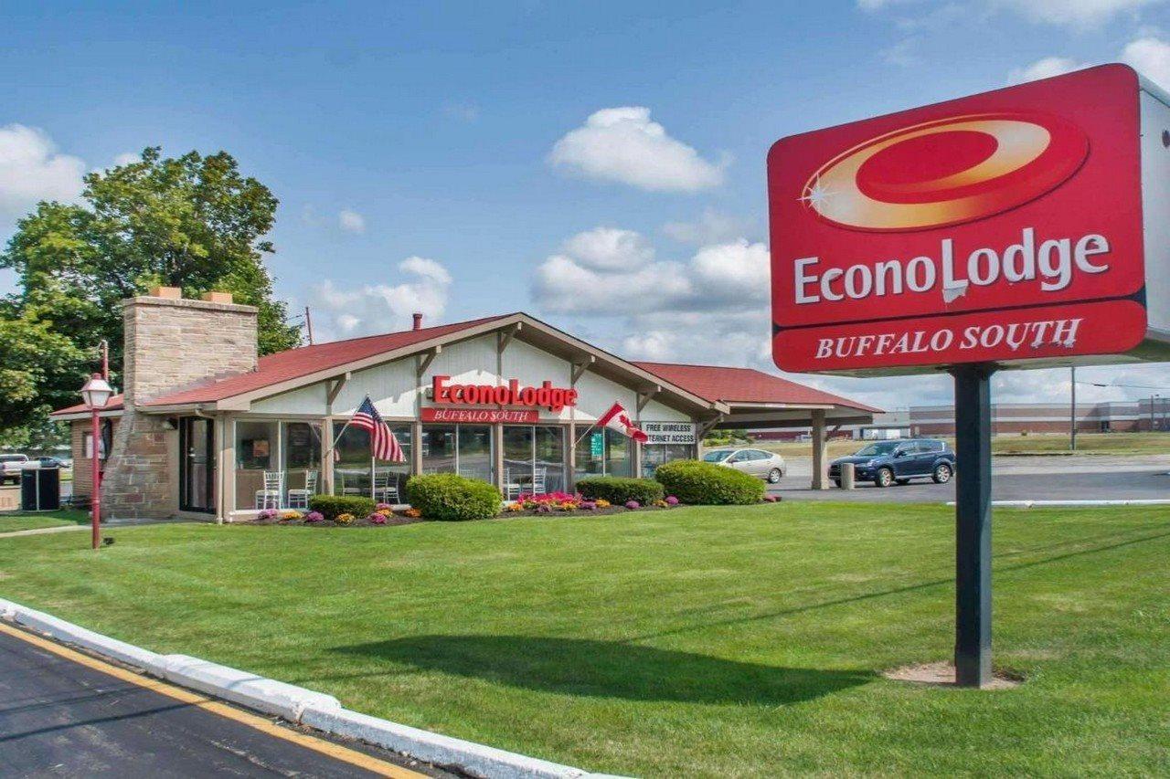 Econo Lodge Buffalo South Blasdell Bagian luar foto