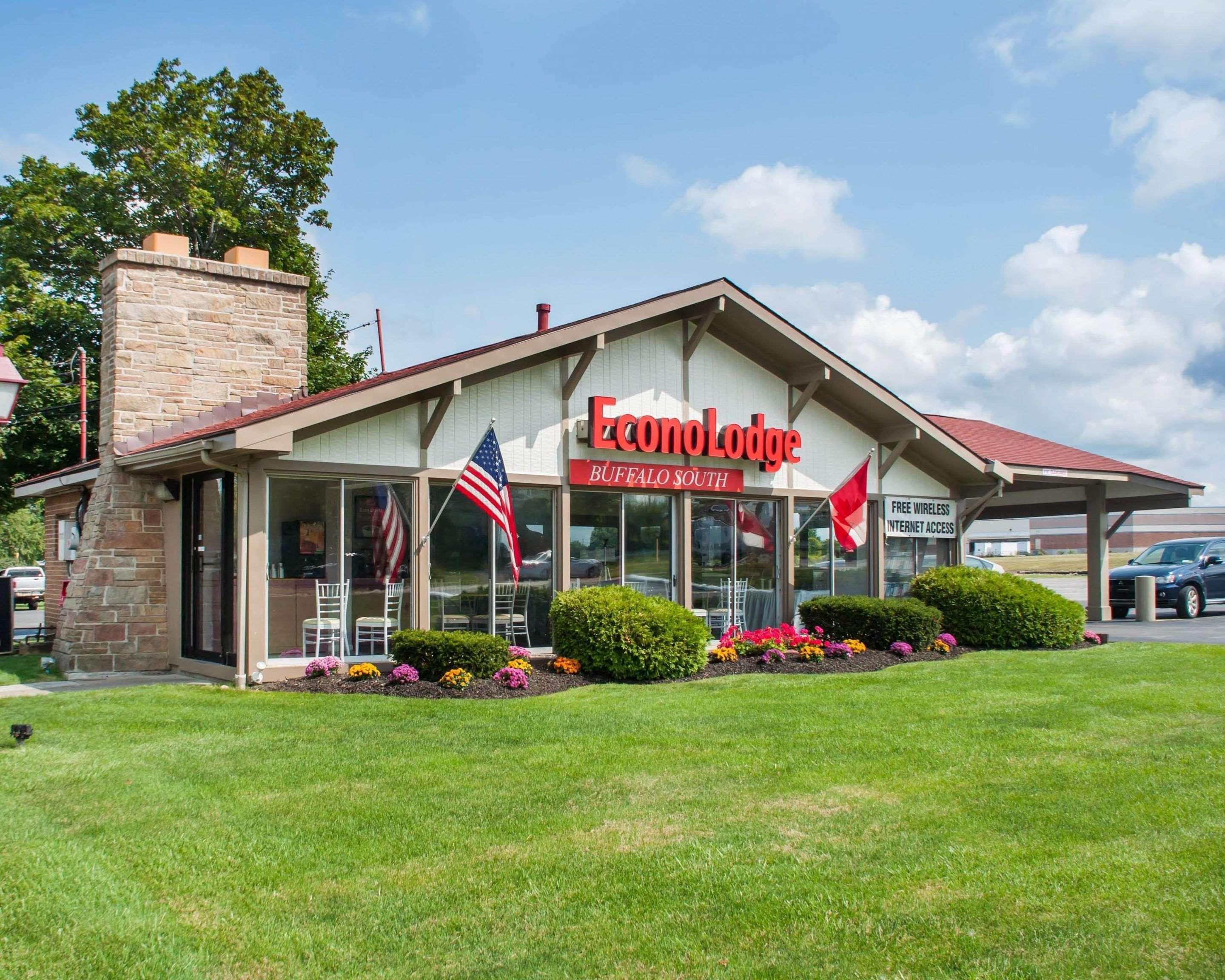 Econo Lodge Buffalo South Blasdell Bagian luar foto