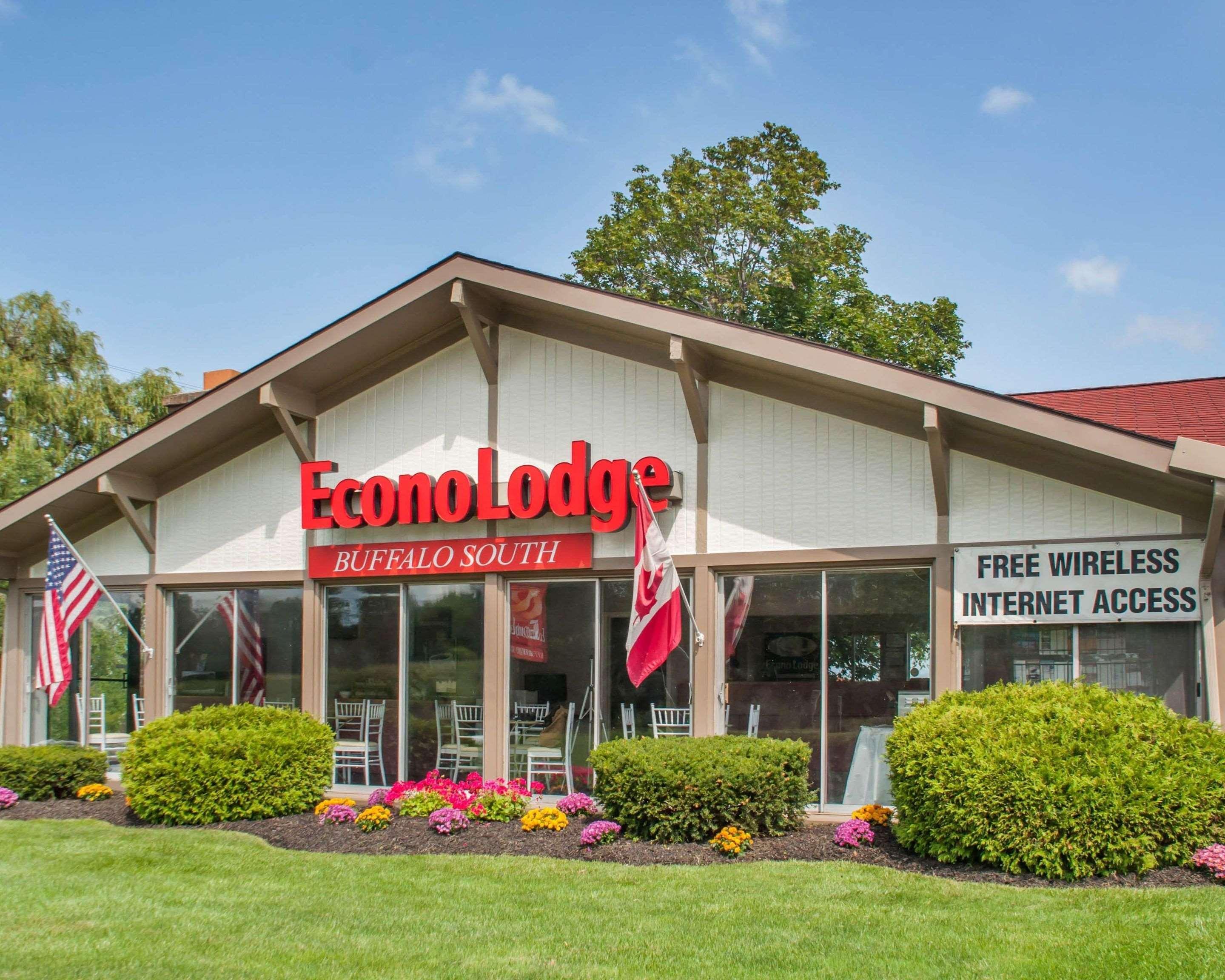 Econo Lodge Buffalo South Blasdell Bagian luar foto