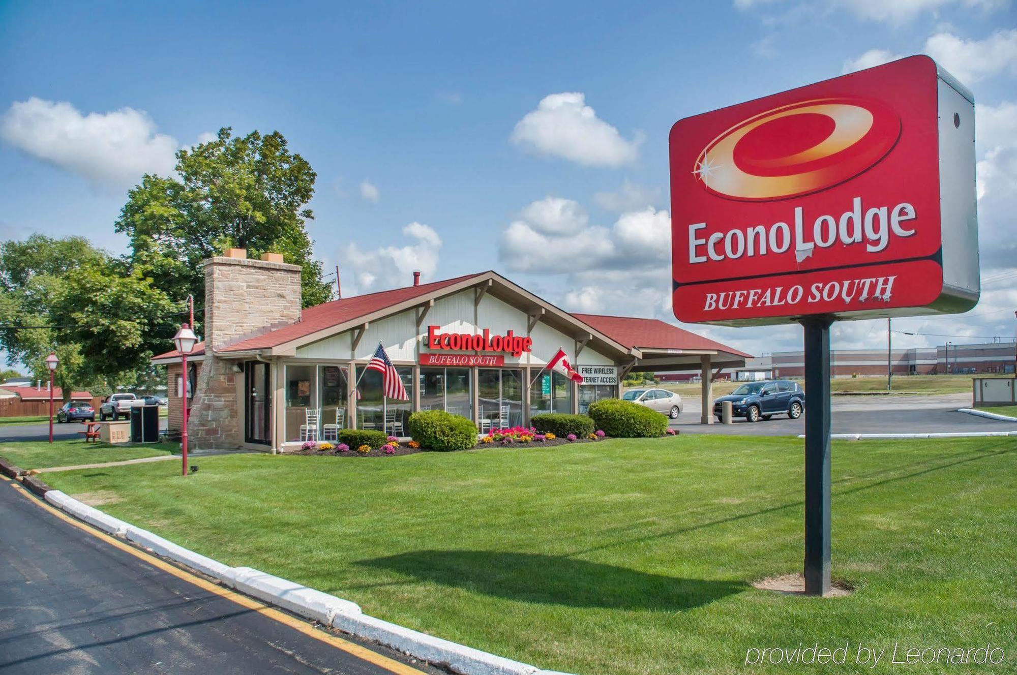 Econo Lodge Buffalo South Blasdell Bagian luar foto