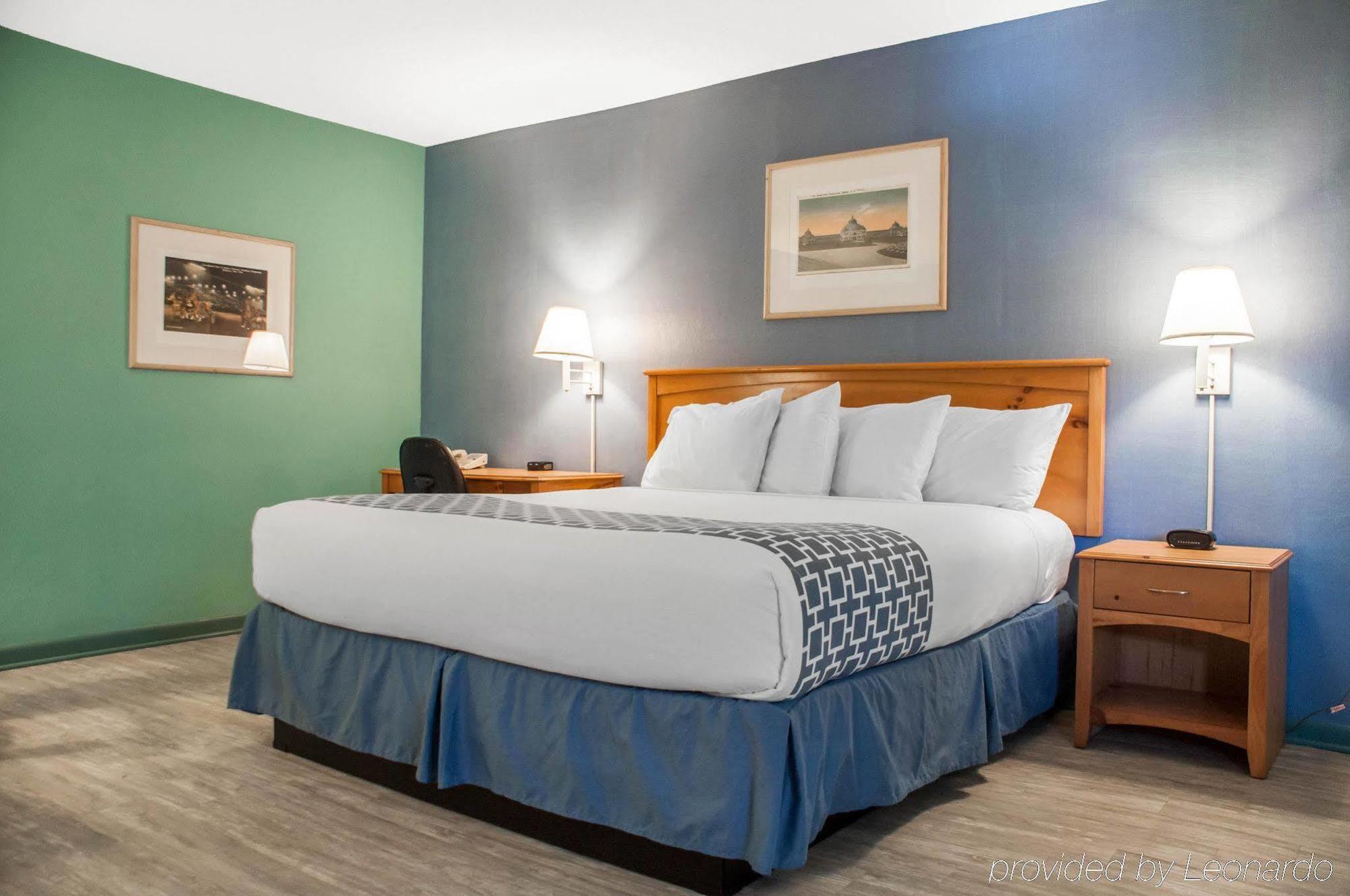 Econo Lodge Buffalo South Blasdell Bagian luar foto